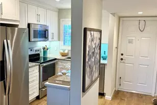400 Forest Lakes Blvd, Naples, FL 34105 - Photo 3