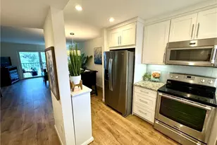 400 Forest Lakes Blvd, Naples, FL 34105 - Photo 1