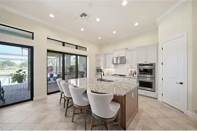 8816 Savona Ct, Naples, FL 34119 - Photo 11