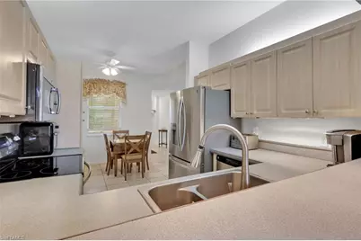 320 Robin Hood Cir #101, Naples, FL 34104 - Photo 9