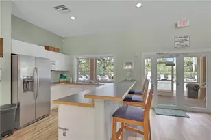 320 Robin Hood Cir, Naples, FL 34104 - Photo 35