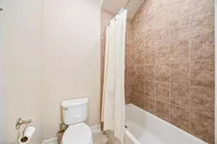 6504 Costa Cir, Naples, FL 34113 - Photo 15