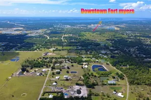 19781 Woodbridge Ln, North Fort Myers, FL 33917 - Photo 3