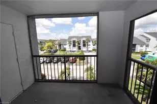 13625 Eagle Ridge Dr, Fort Myers, FL 33912 - Photo 9