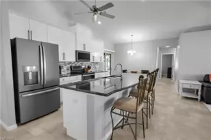3142 SE 22nd Pl, Cape Coral, FL 33904 - Photo 7