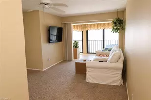 7410 Lake Breeze Dr, Fort Myers, FL 33907 - Photo 13