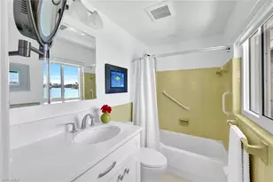 388 Harbour Dr, Naples, FL 34103 - Photo 19