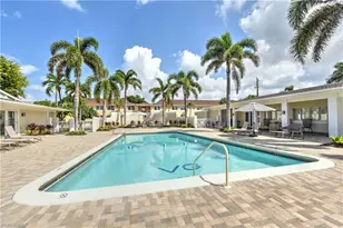 490 Broad Ave S, Naples, FL 34102 - Photo 11