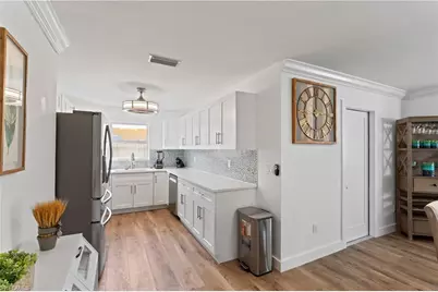 543 107th Ave N, Naples, FL 34108 - Photo 9