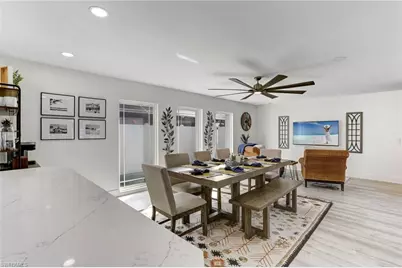 10842 Vanderbilt Dr, Naples, FL 34108 - Photo 5