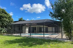 255 Pine Valley Cir, Naples, FL 34113 - Photo 21