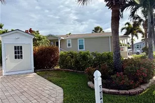 1066 Silver Lakes Blvd, Naples, FL 34114 - Photo 7