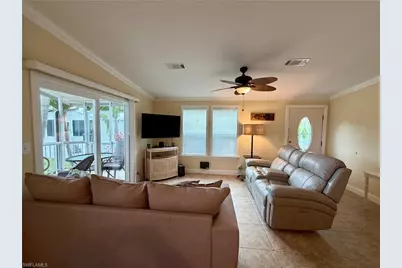 1066 Silver Lakes Blvd, Naples, FL 34114 - Photo 9
