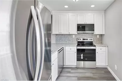 6220 Augusta Dr #410, Fort Myers, FL 33907 - Photo 3