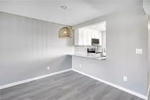 6220 Augusta Dr, Fort Myers, FL 33907 - Photo 7