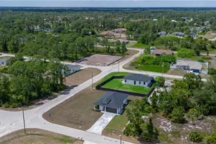 733 Phelps St E, Lehigh Acres, FL 33974 - Photo 15
