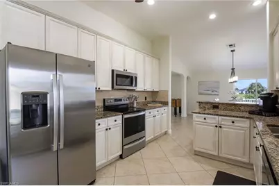 2534 NE 20th Ct, Cape Coral, FL 33909 - Photo 13
