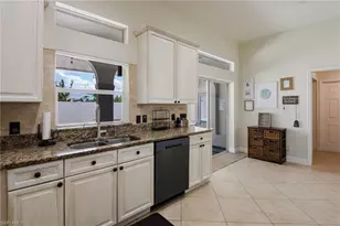 2534 NE 20th Ct, Cape Coral, FL 33909 - Photo 17