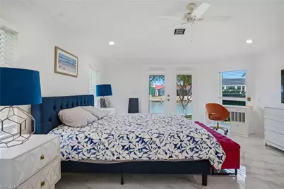 455 Bayside Ave, Naples, FL 34108 - Photo 11