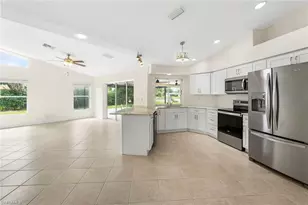 10340 Regent Cir, Naples, FL 34109 - Photo 5