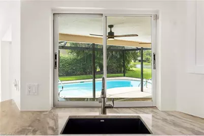 10340 Regent Cir, Naples, FL 34109 - Photo 15