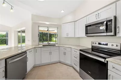10340 Regent Cir, Naples, FL 34109 - Photo 7