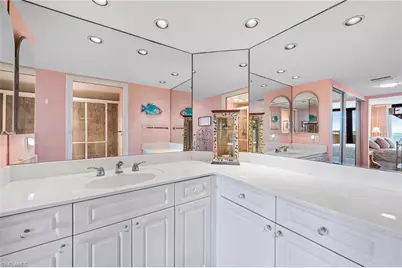 4001 Gulf Shore Blvd N #505, Naples, FL 34103 - Photo 9