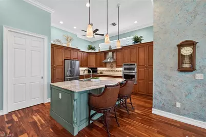 1769 York Island Dr, Naples, FL 34112 - Photo 9