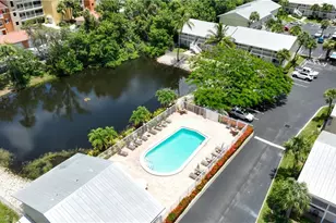 4621 Bayshore Dr, Naples, FL 34112 - Photo 11