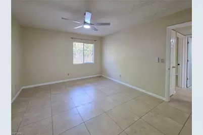 4621 Bayshore Dr #Q3, Naples, FL 34112 - Photo 5