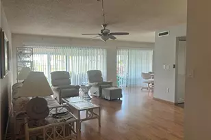 5479 Peppertree Dr, Fort Myers, FL 33908 - Photo 3