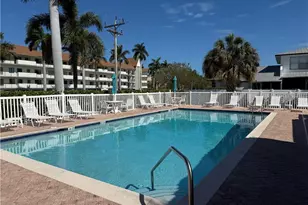 731 W Elkcam Cir, Marco Island, FL 34145 - Photo 11