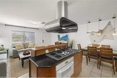 742 111th Ave N, Naples, FL 34108 - Photo 9