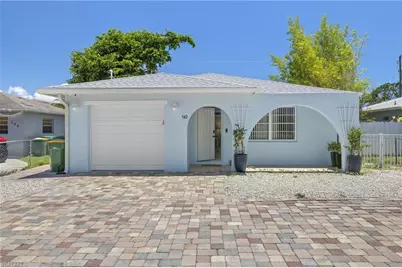 742 111th Ave N, Naples, FL 34108 - Photo 1