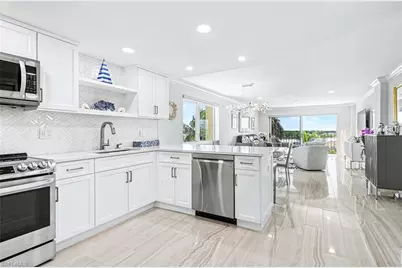2150 Gulf Shore Blvd N #605, Naples, FL 34102 - Photo 13