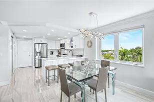 2150 Gulf Shore Blvd N, Naples, FL 34102 - Photo 9