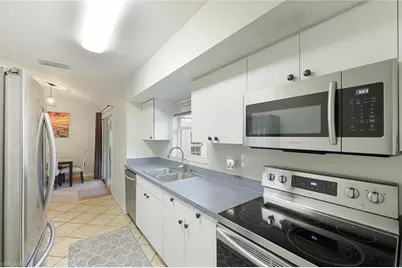 4195 2nd Ave NE, Naples, FL 34120 - Photo 7