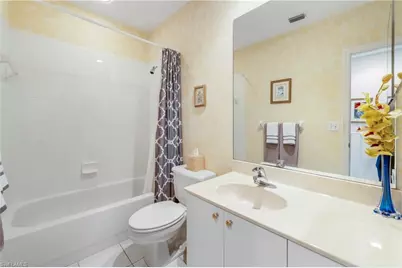 166 Vintage Cir #201, Naples, FL 34119 - Photo 19
