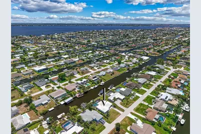 3013 SE 17th Pl, Cape Coral, FL 33904 - Photo 3
