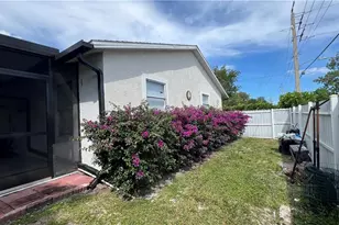 5374 Warren St, Naples, FL 34113 - Photo 27