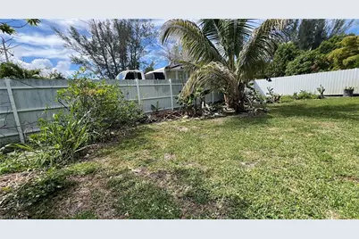 5374 Warren St, Naples, FL 34113 - Photo 31