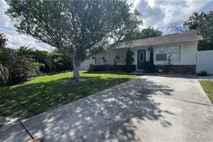 5374 Warren St, Naples, FL 34113 - Photo 3