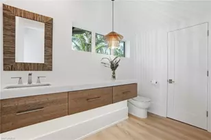685 2nd St S, Naples, FL 34102 - Photo 21