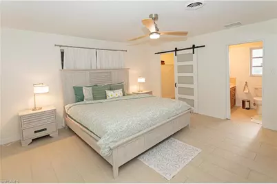 734 Sharar Ct, Cape Coral, FL 33904 - Photo 15