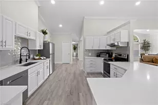 2481 22nd Ave NE, Naples, FL 34120 - Photo 11