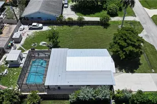 736 104th Ave N, Naples, FL 34108 - Photo 39