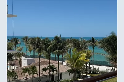 901 Gulf Shore Blvd N #C-304, Naples, FL 34102 - Photo 1