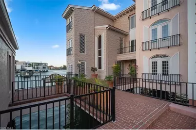 4000 Gulf Shore Blvd N #3300, Naples, FL 34103 - Photo 3
