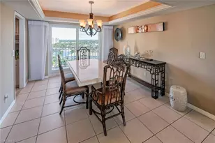 10701 Gulf Shore Dr, Naples, FL 34108 - Photo 5
