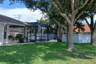 1002 SE 5th St, Cape Coral, FL 33990 - Photo 35
